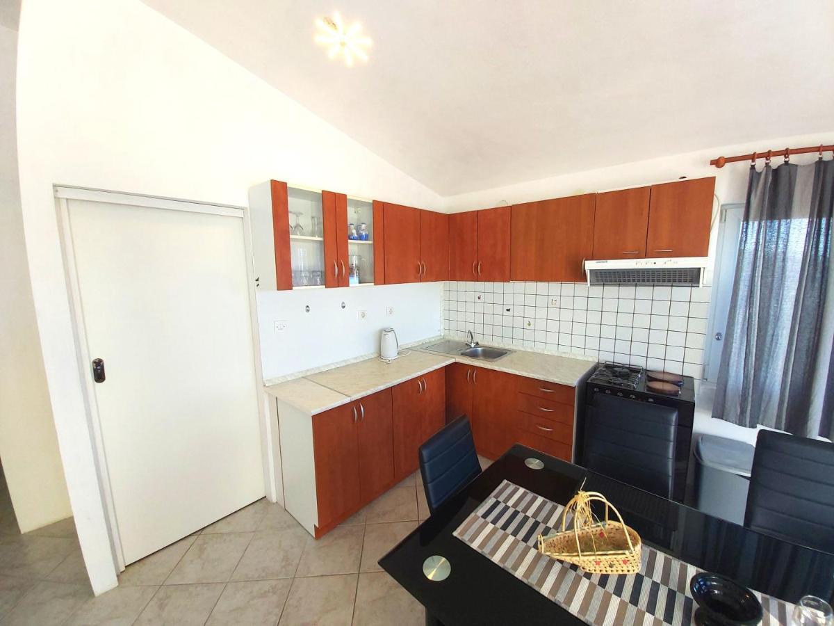 Apartments With A Parking Space Sali, Dugi Otok - 8181 Εξωτερικό φωτογραφία